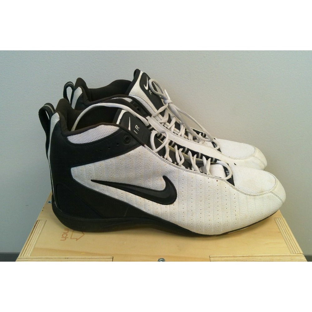 Nike Zoom Air Football Cleats 388355-LN2 Size 18 Team Issued PE White Black
